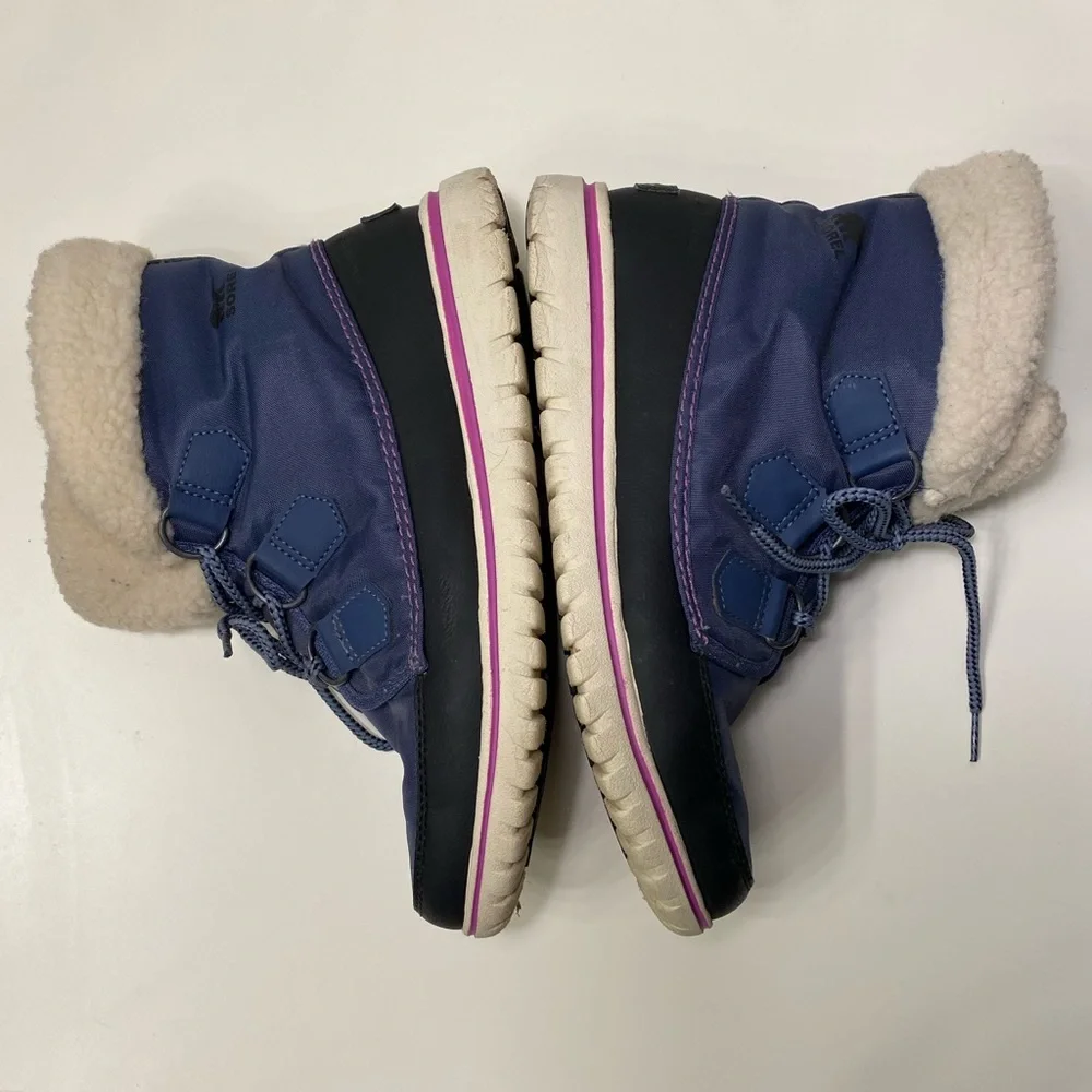 Sorel Cozy Carnival navy and black ankle boot sz 8 - Picture 9 of 13